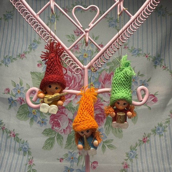 Other - Vtg wood wooden Christmas ornaments 1970s knitted hats girls  retro crochet kmit
